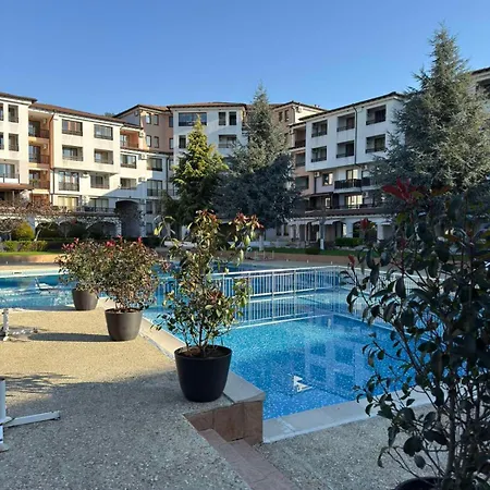 Harmony Hills Tomovi Casa 13 *